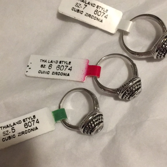 Sliver Rope Ring - Picture 2 of 3